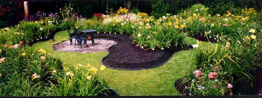 Arriere_Est_Ete.jpg (25854 octets)