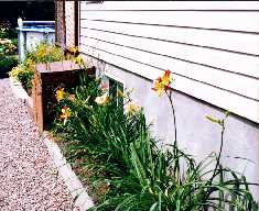 04_CoteMaison.jpg (12785 octets)